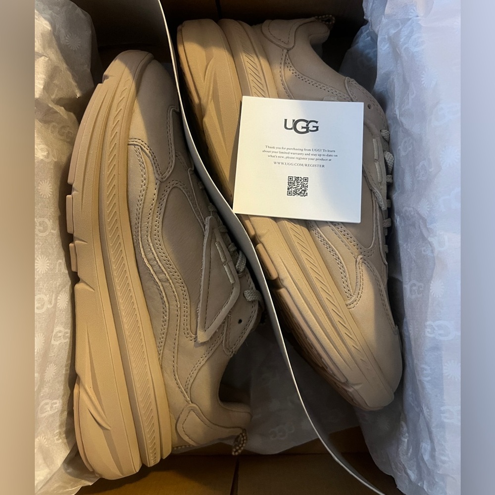 New UGG Tan/Beige Sneakers